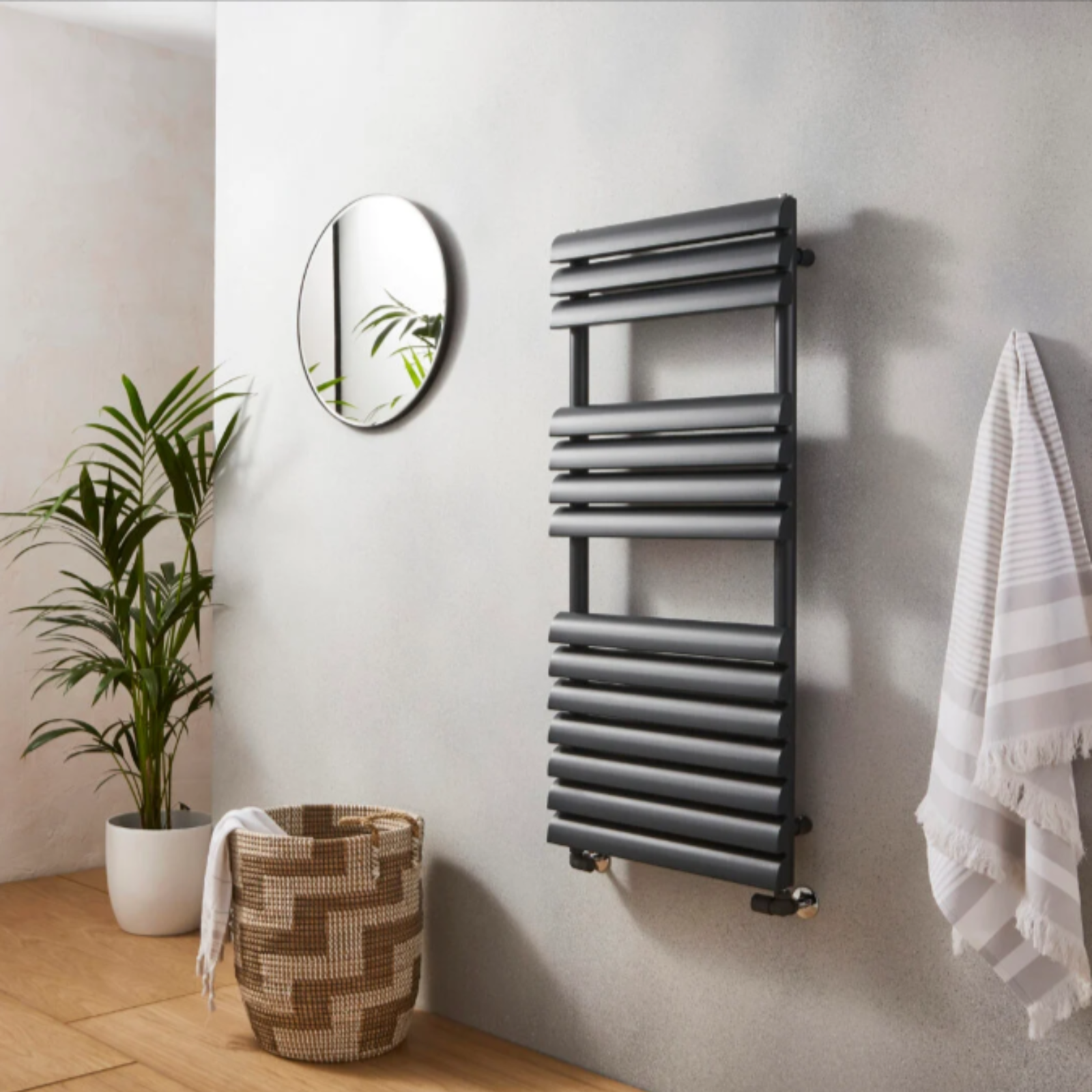 Kartell Venetian 1100mm H x 500mm W Anthracite Vertical Towel Rail - VEN1100-500A