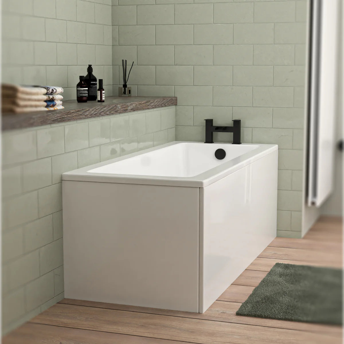 1500mm x 700mm Standard Square Single Ended Bath With Legs White