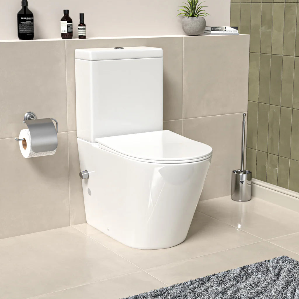Round Rimless Close Coupled Toilet With Integrated Hot Cold Bidet Valve