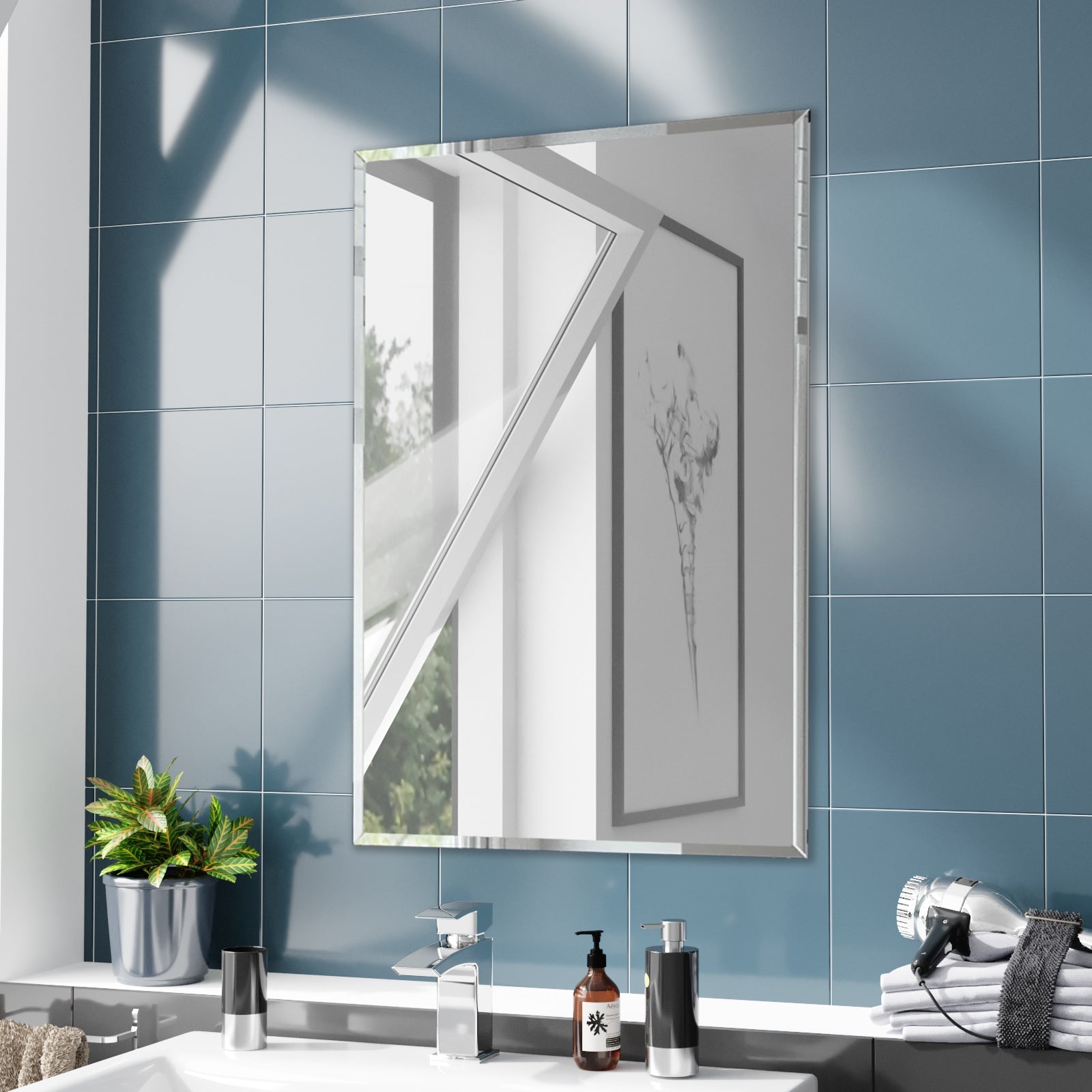 Bowen 500 x 700 Straight Corner Mirror