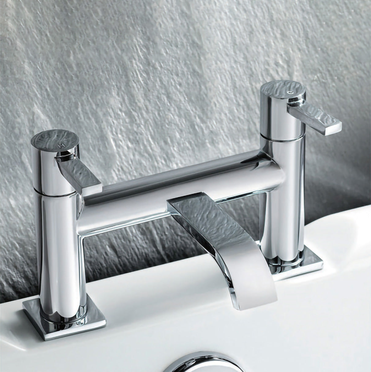 Urban Modern Bathroom Design Waterfall Deck Mounted Bath Filler Tap
