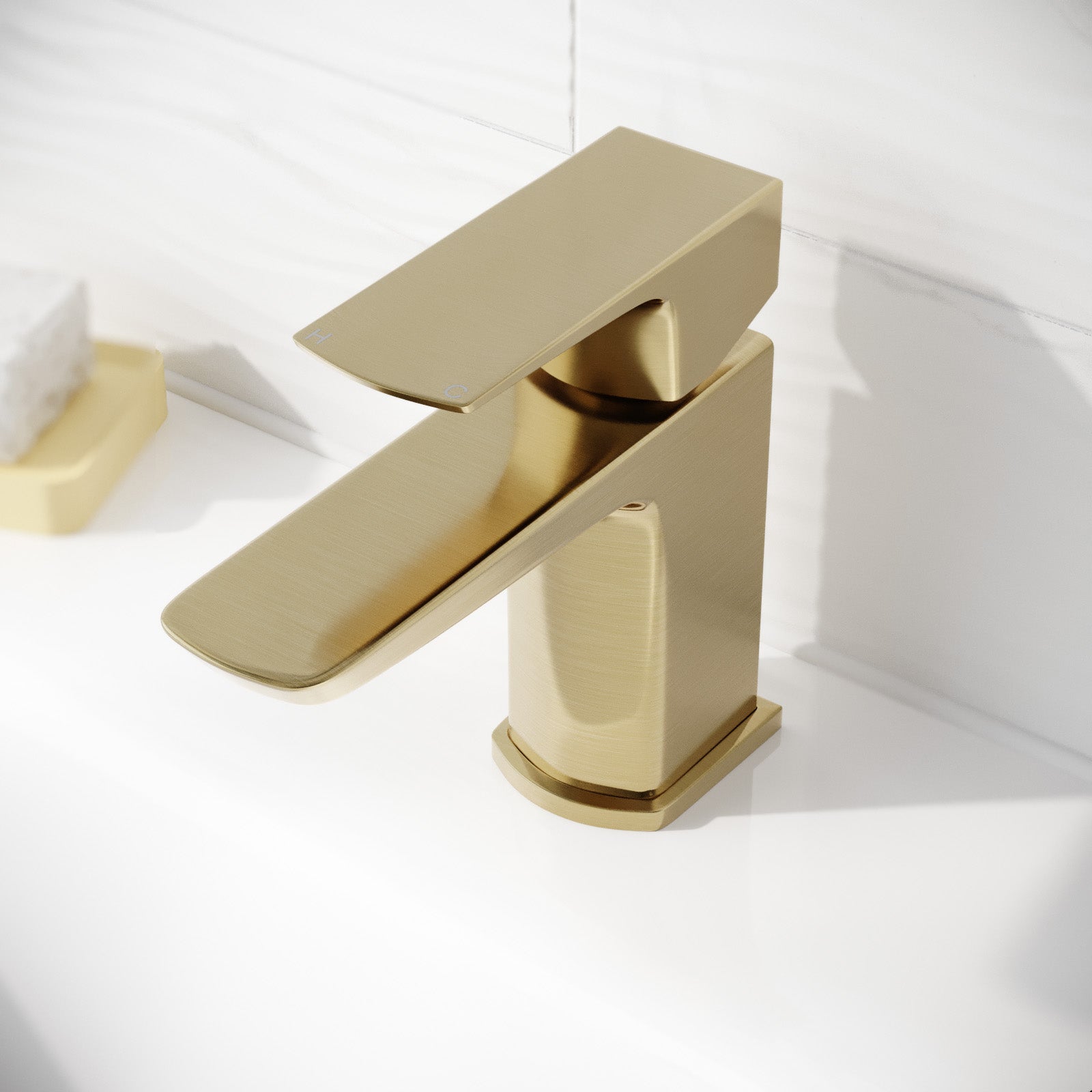 Brushed Brass Bathroom Cloakroom Basin Mono Mixer Tap & Waste