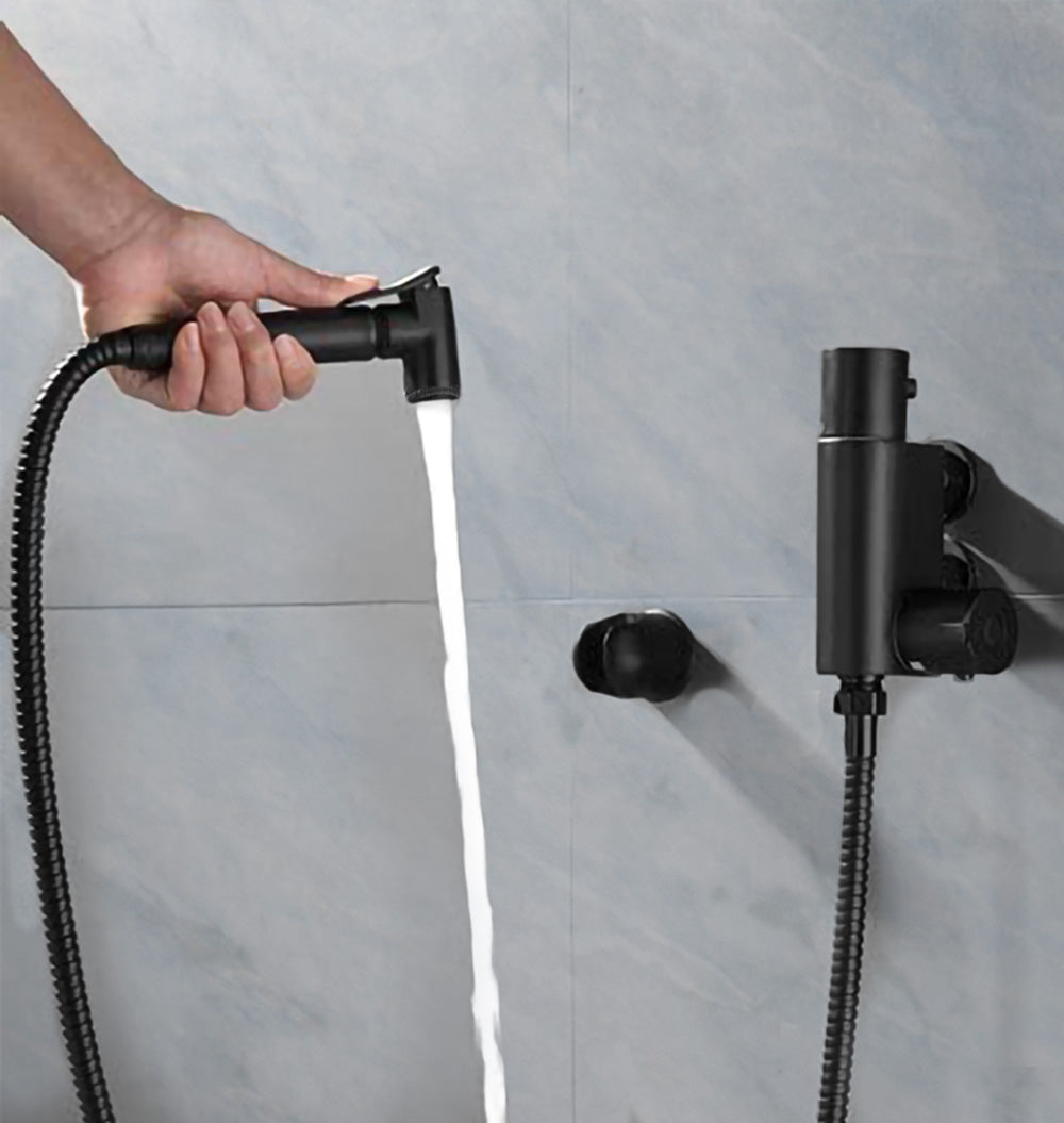 Modern Matte Black Bidet Douche Mini Thermostatic Bar Valve And Spray Kit with Black Plate Bracket