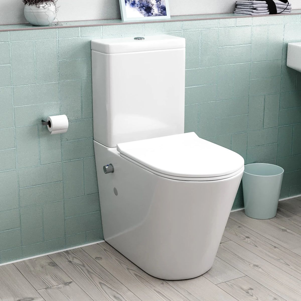 Comfort Height Close Coupled Toilet With Integrated Hot Cold Bidet Valve