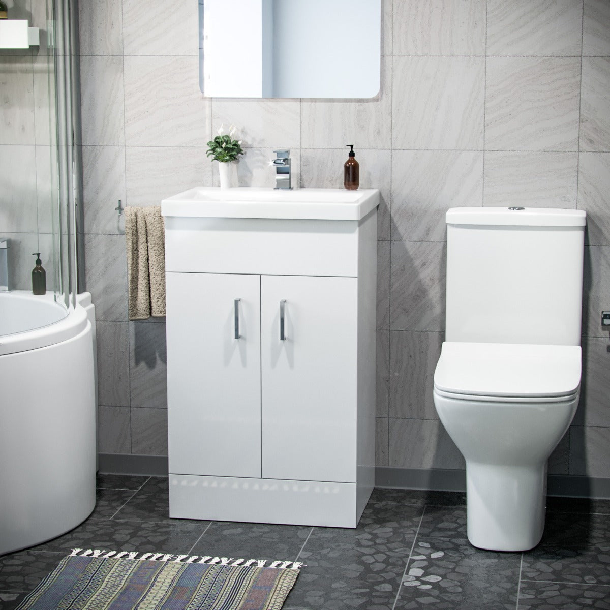 Nanuya P-Shaped RH Bath 500mm Floor Vanity Unit & Close Coupled Toilet Suite