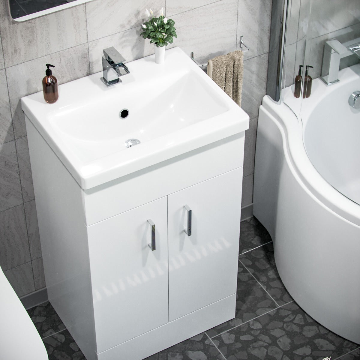 Nanuya P-Shaped LH Bath 500mm Floor Vanity Unit & Close Coupled Toilet Suite