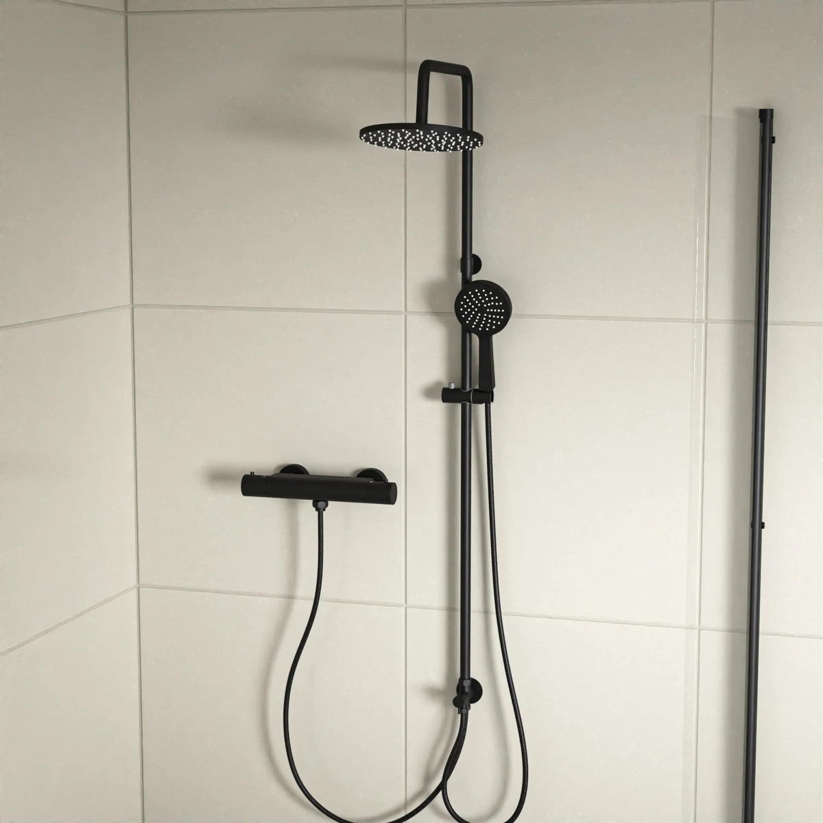 Round Shower Kit With Thermostatic Valve Single Outlet - Matte Black