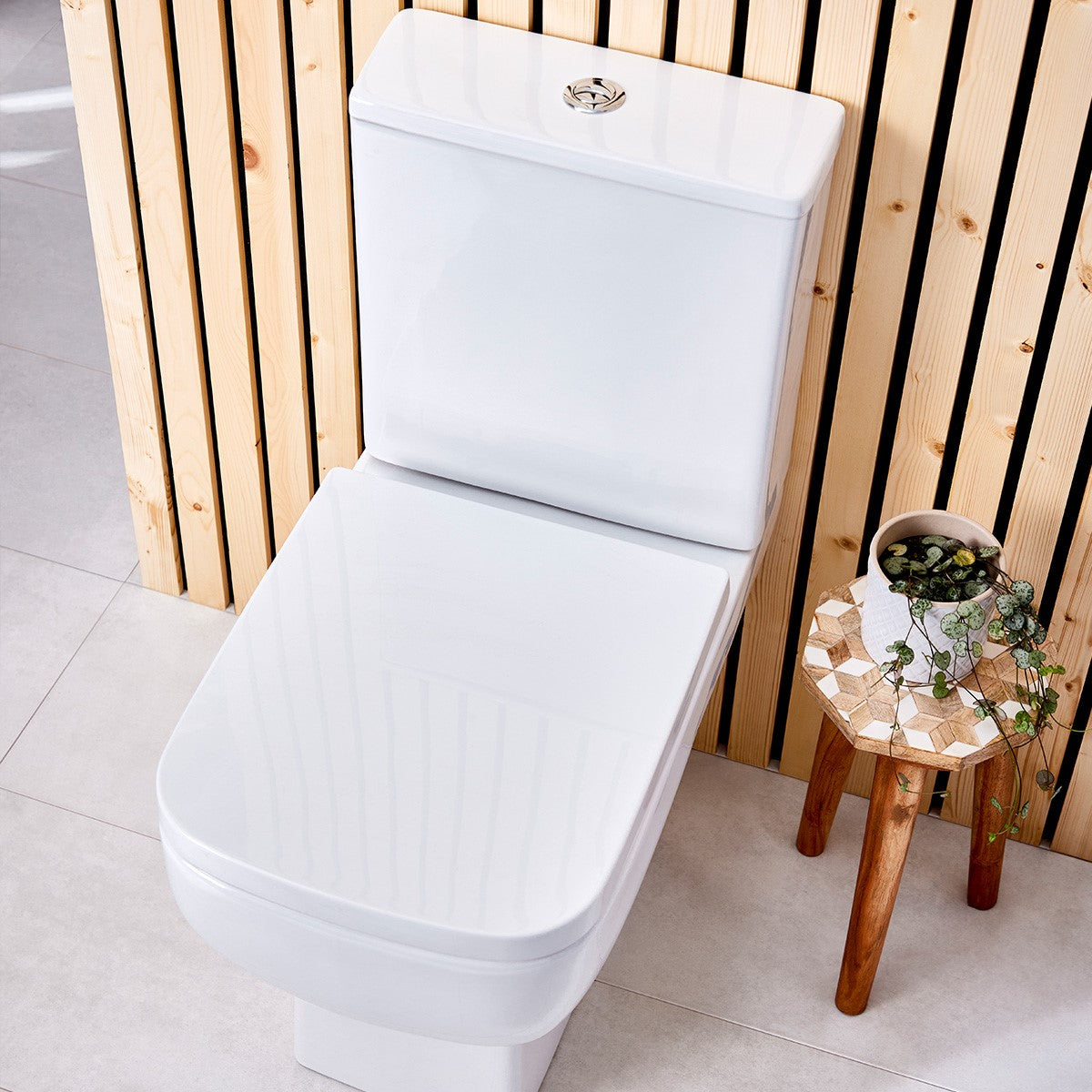 Choices 600mm Depth Close Coupled Toilet Gloss White Open Back Pan with Cistern & Soft Close Seat