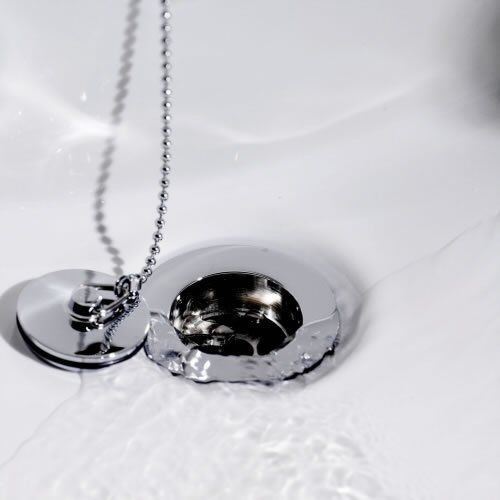 Slotted Basin Waste With Finish Plug And Chain Chrome