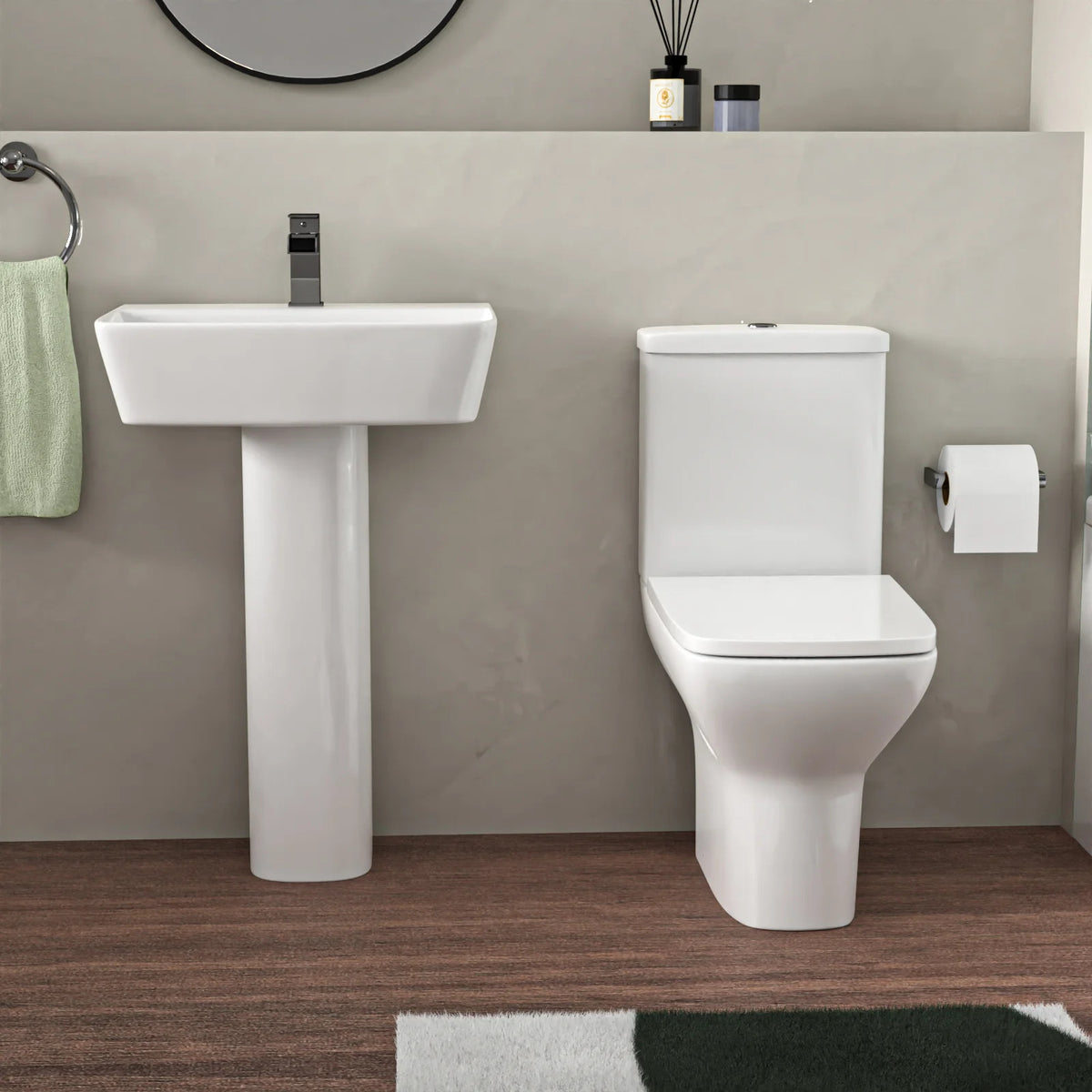 1700mm L Shaped RH Bath With Screen & Panels, Full Pedestal Basin With Toilet