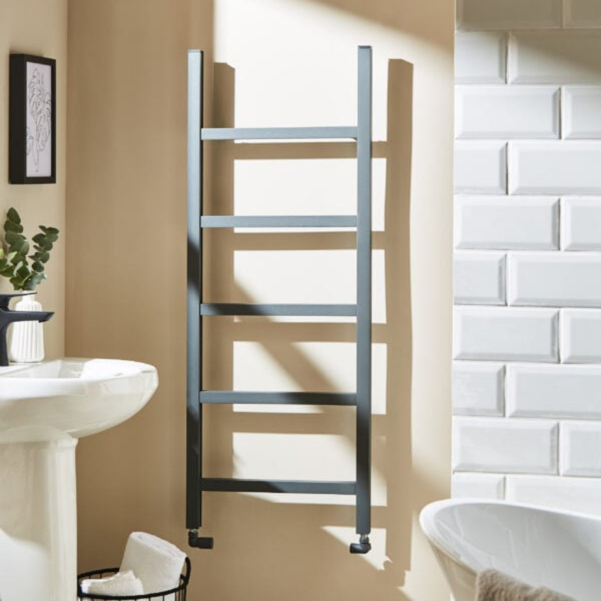 Kartell WELLAND 790mm H x 500mm W Grey Vertical Aluminium Radiator - ALTWL-2-508-GY