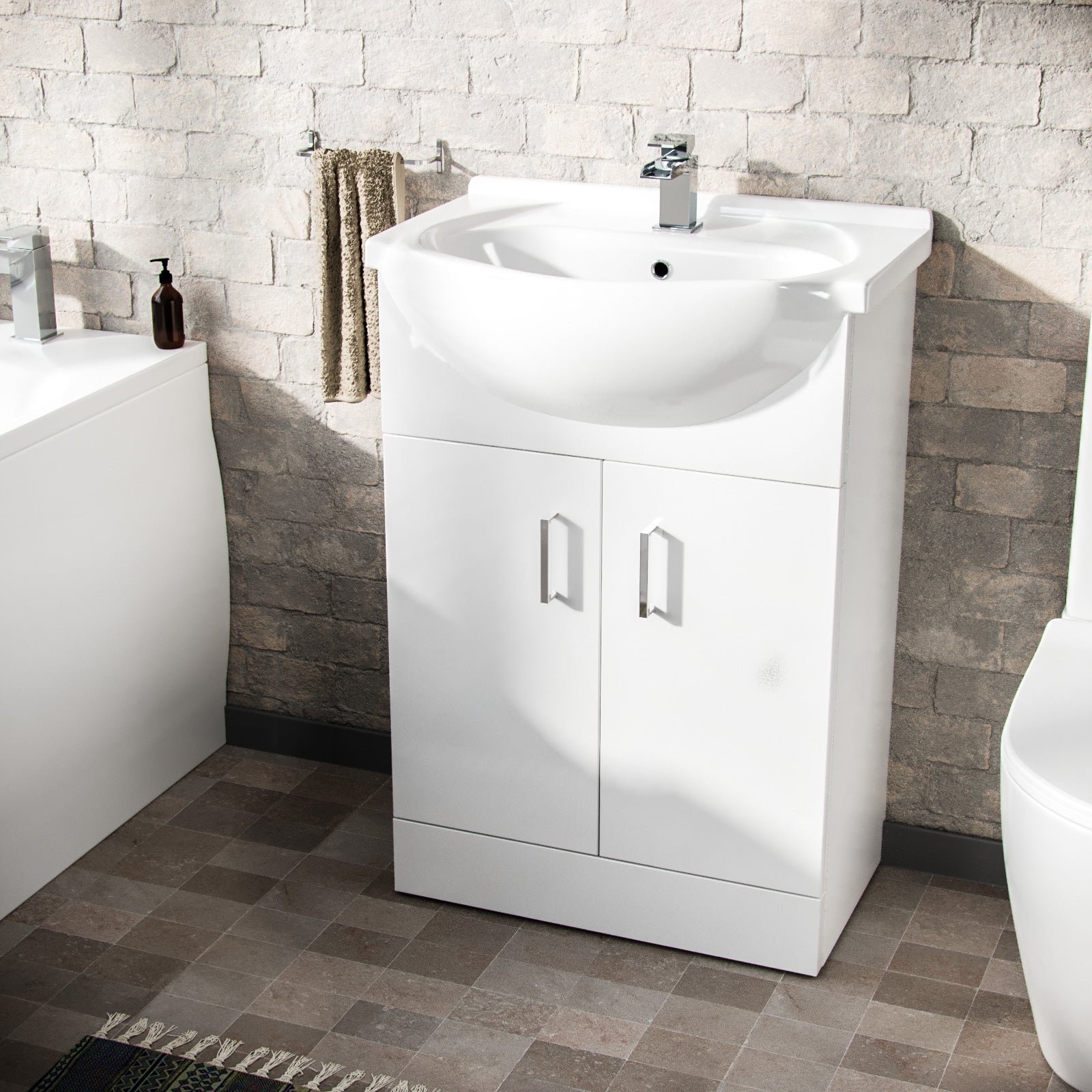 Ellen 1700mm Round Bath, 550mm Vanity and Curved Toilet Suite White