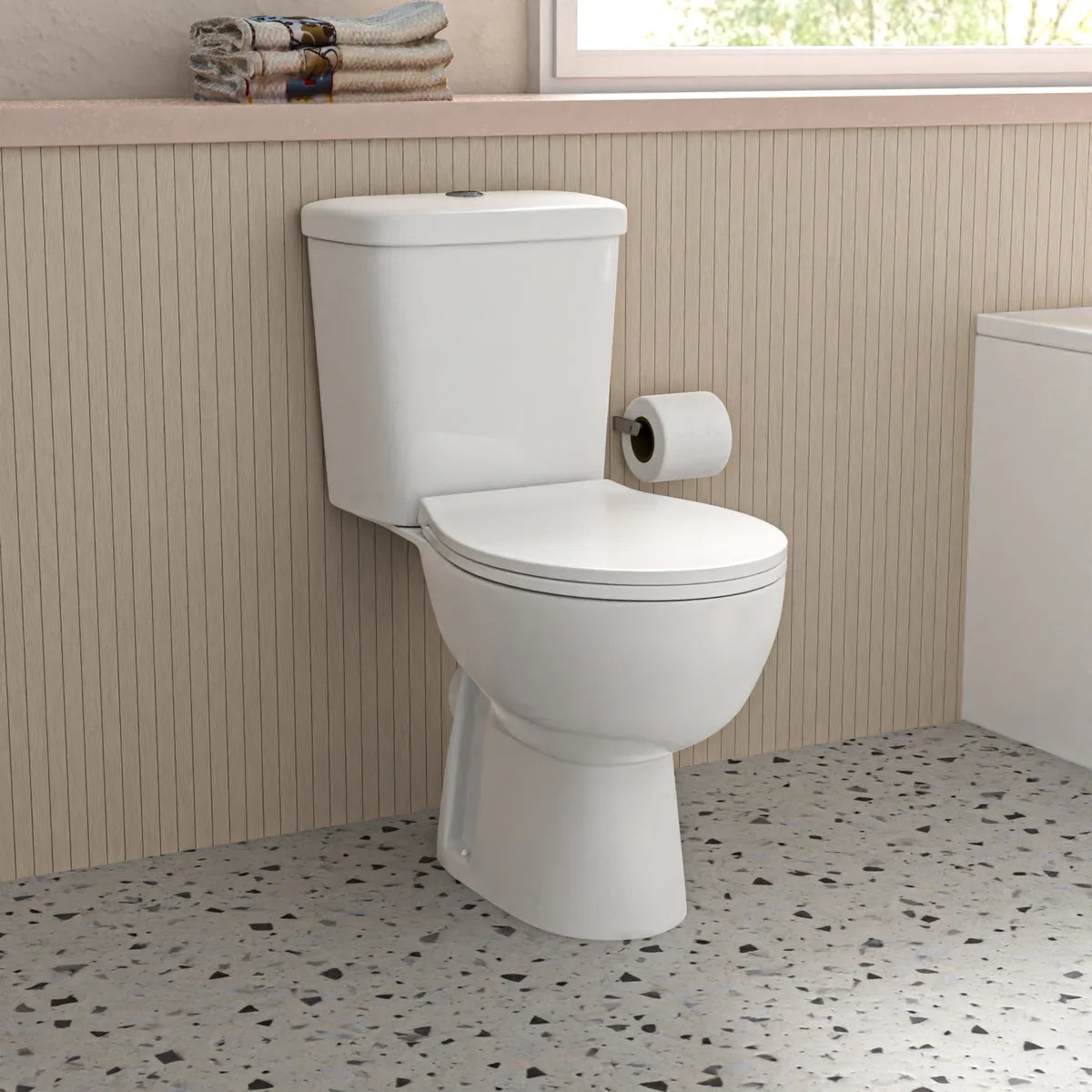 Bathroom Suite 1500mm Round Bathtub With Panel, Vanity and Toilet With Bath Filler