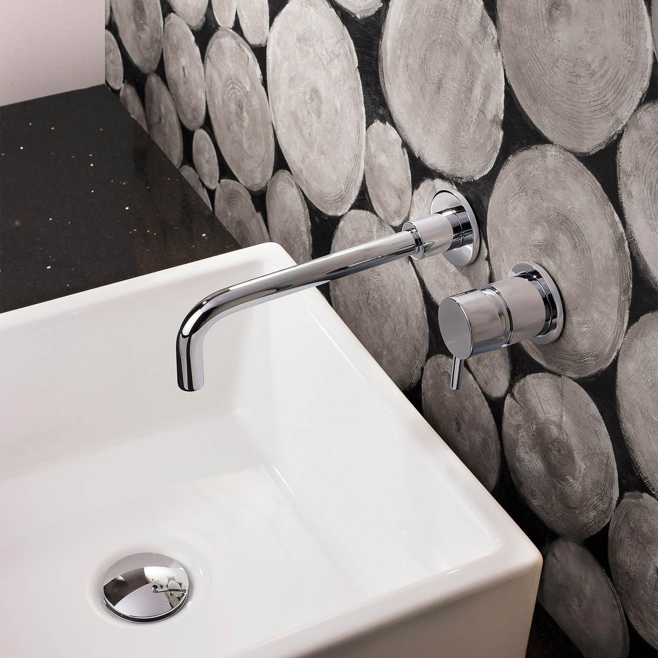 Chrome Modern Brass Wall Mounted Bathroom Basin Spout