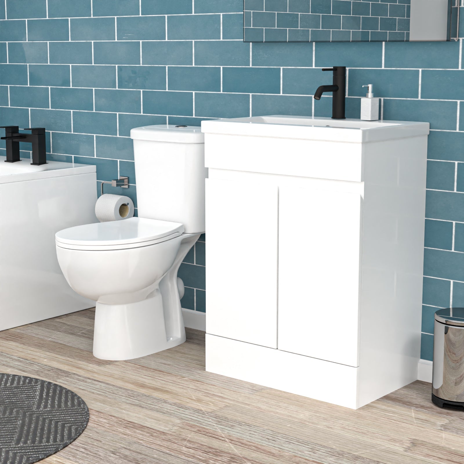 Alaska 1700mm Round Bath,600mm Freestanding Basin Vanity,Close Coupled Toilet