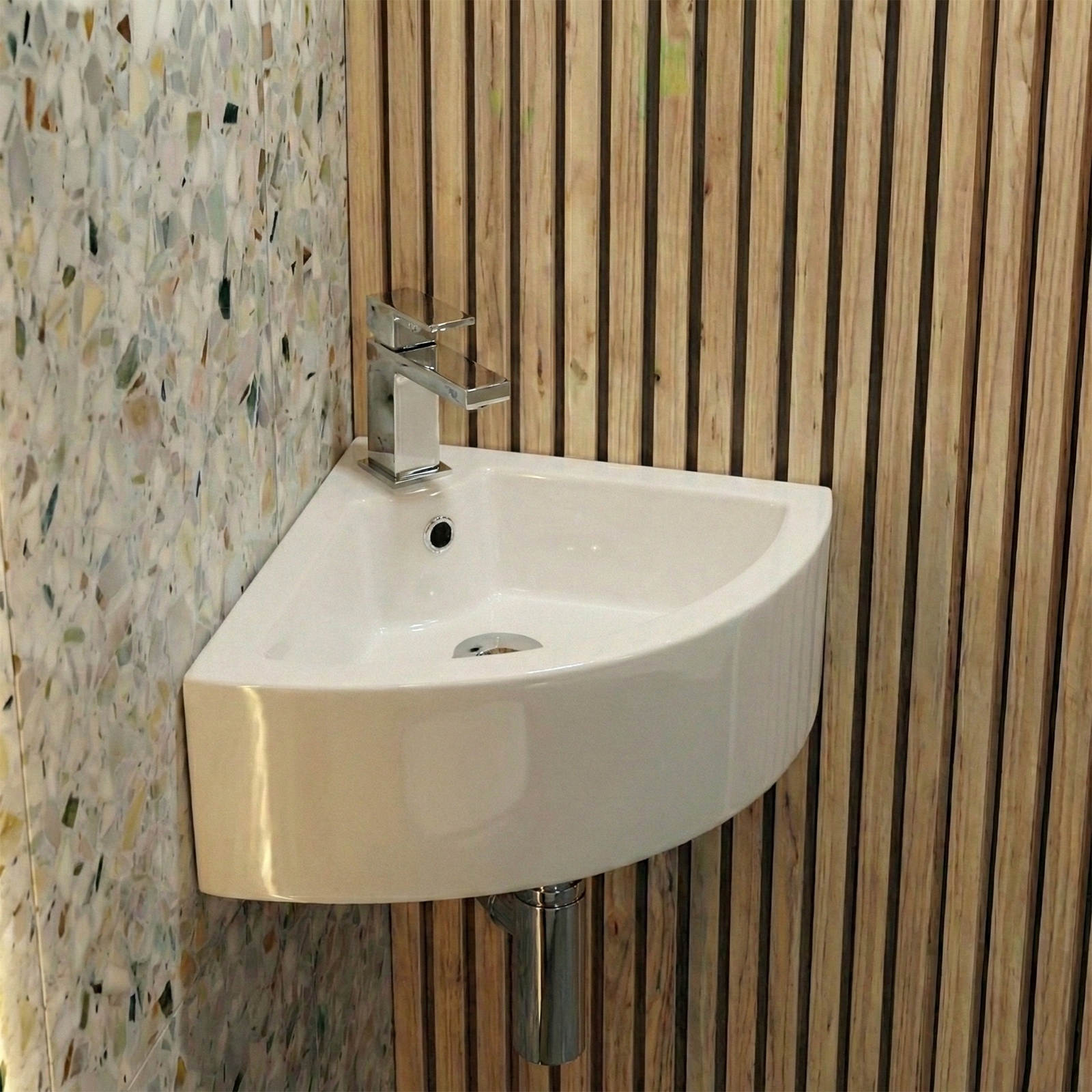 Tulla Cloakroom Quarter Circle Corner Basin & Theo Contemporary Rimless Close Coupled Toilet Set