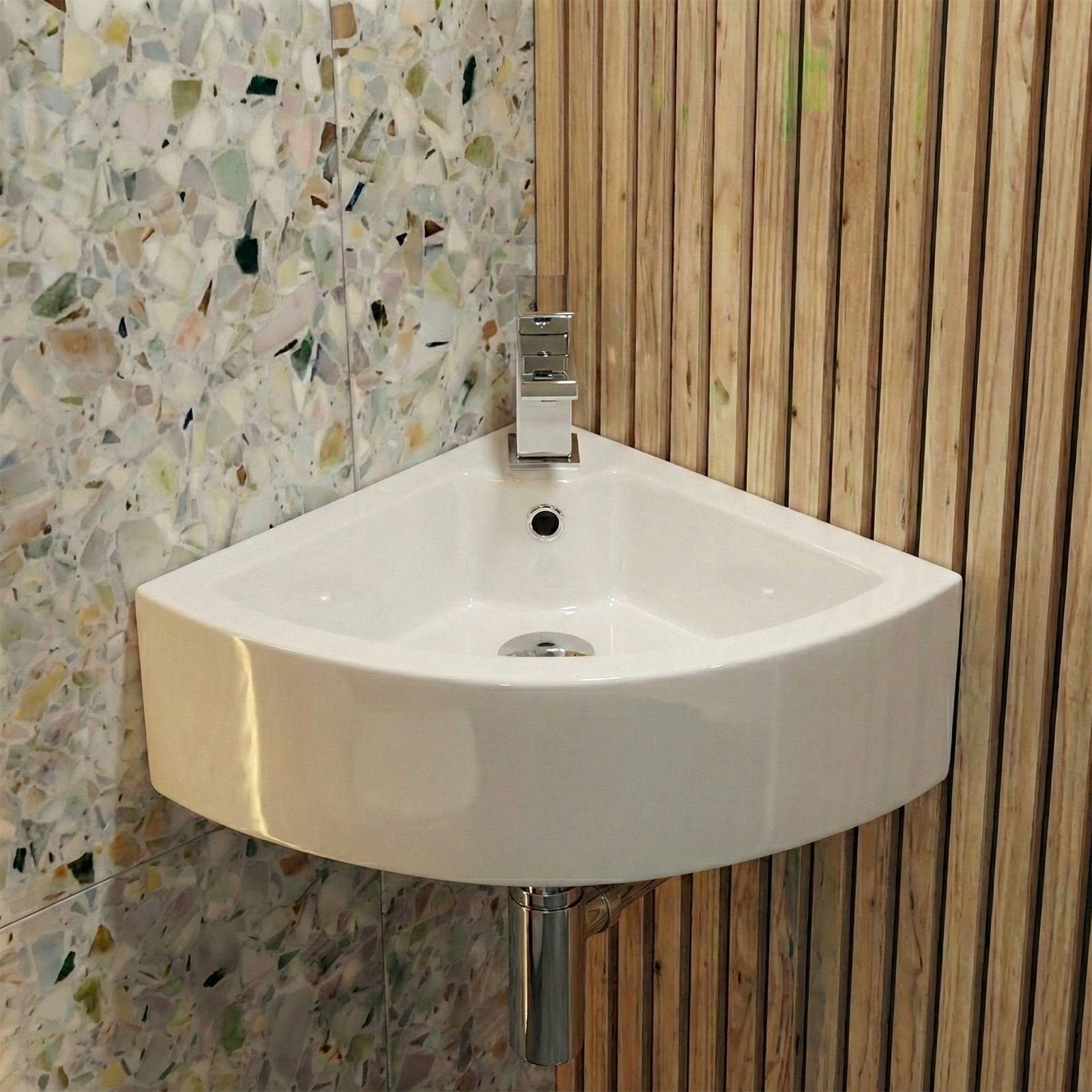 Tulla Cloakroom Quarter Circle Corner Basin & Theo Contemporary Rimless Close Coupled Toilet Set