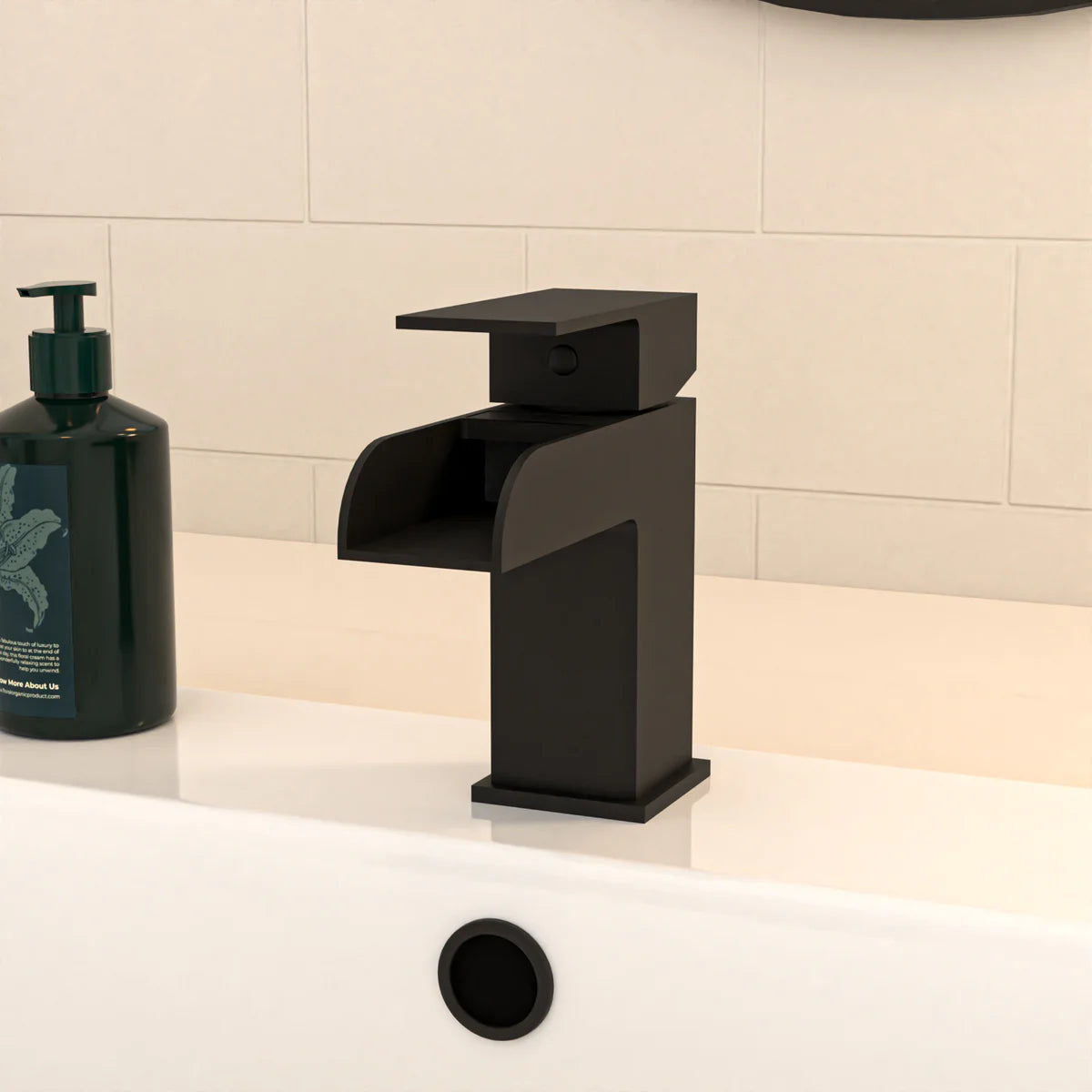 Nanuya L-Shaped RH Bath Shower Anthracite Basin Vanity Toilet Matte Black Taps