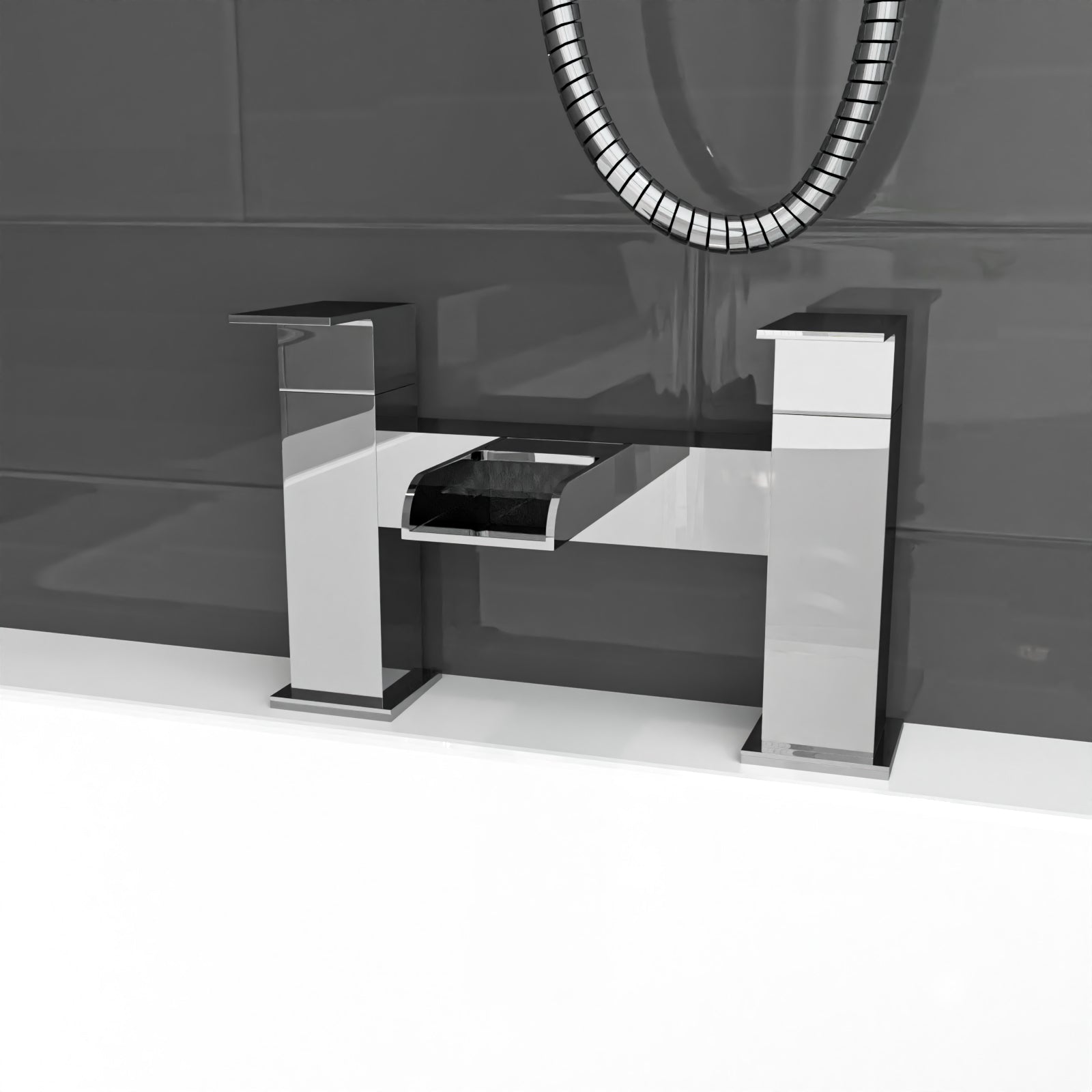 Nanuya White L-Shaped RH Shower Bath & Basin BTW Toilet Vanity With Taps
