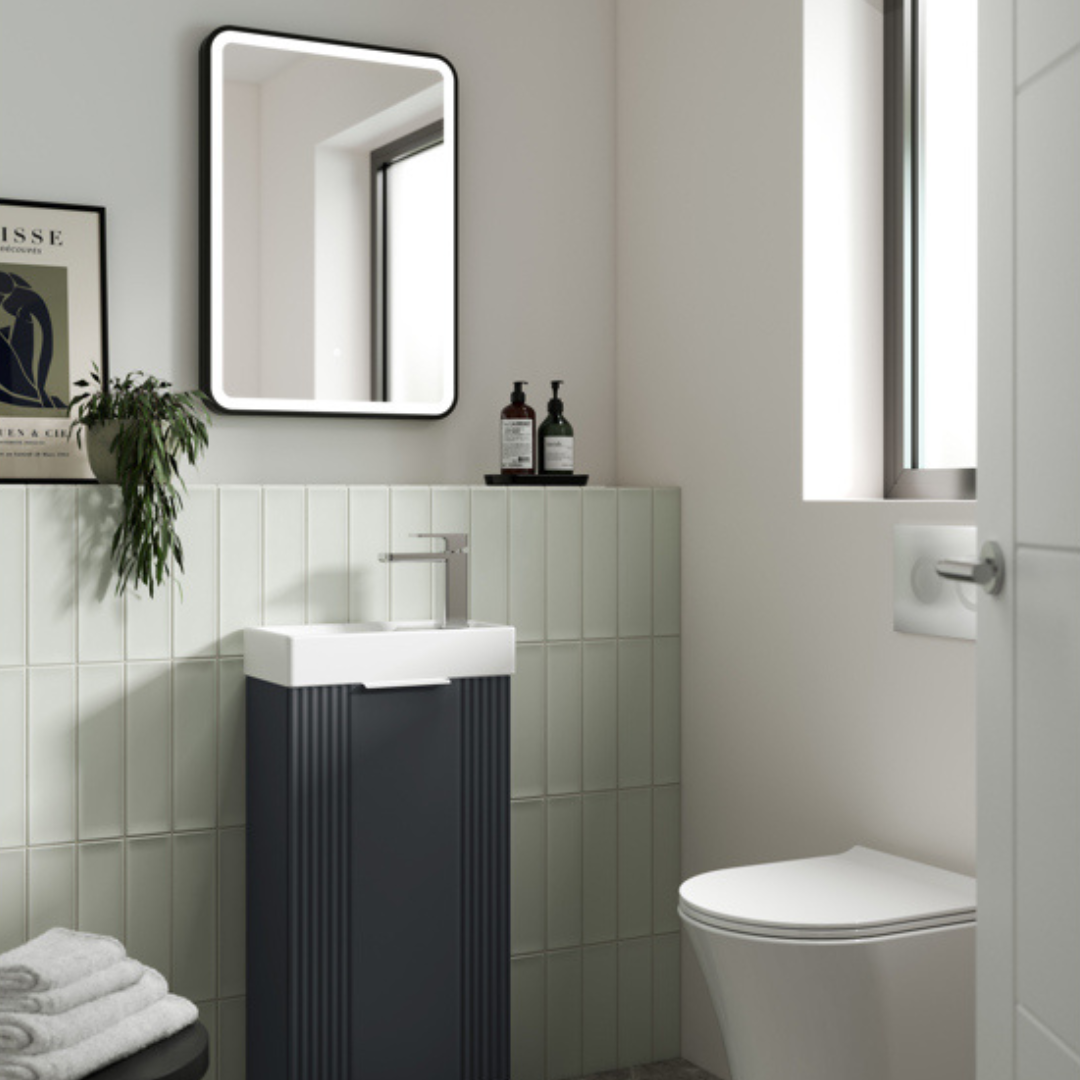 Black Frame Touch Sensor LED Rectangular Mirror With Demister 700 x 500mm