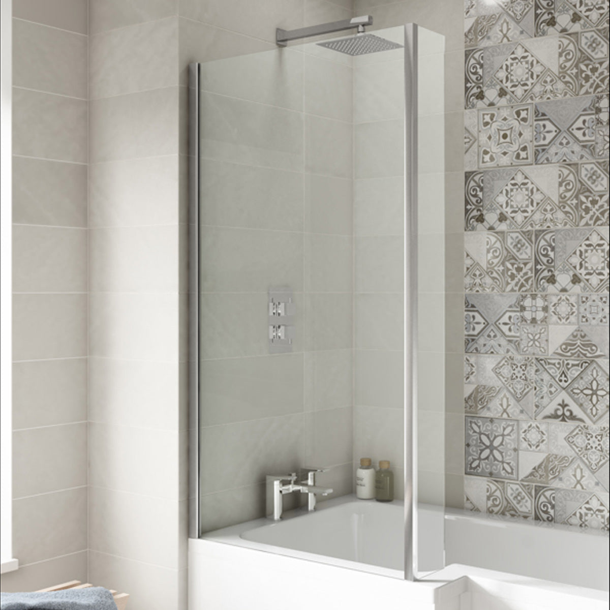 Chrome 800mm L-Shaped Bath Screen