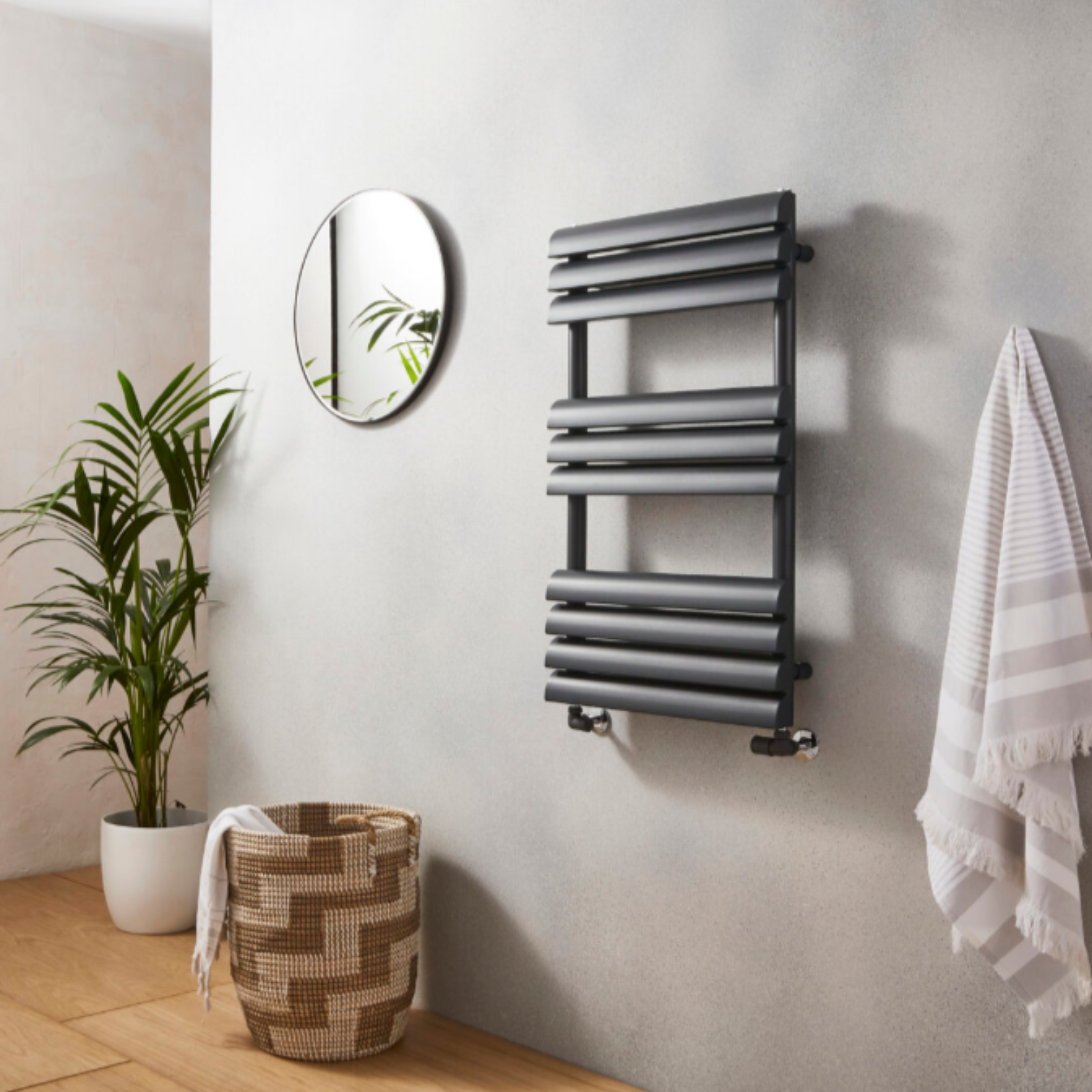 Kartell Venetian 850mm H x 500mm W Anthracite Vertical Towel Rail - VEN850-500A