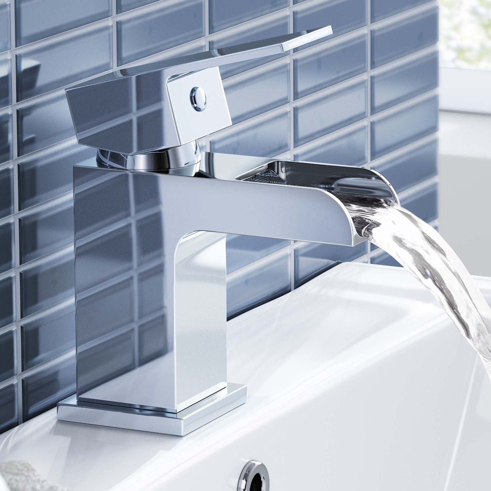 Ozone Waterfall Waterfall Cloakroom Basin Mono Mixer