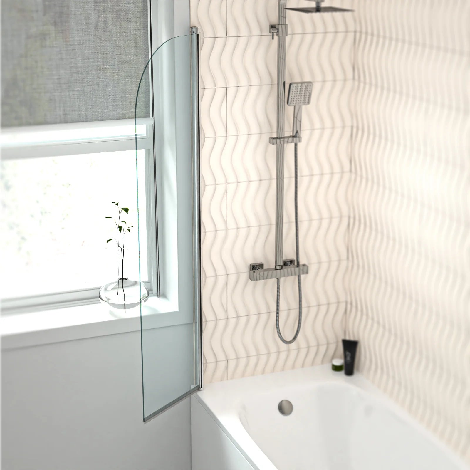 Hinged 400 x 1400mm Bathtub Screen, 5mm Tempered Glass - Aluminium