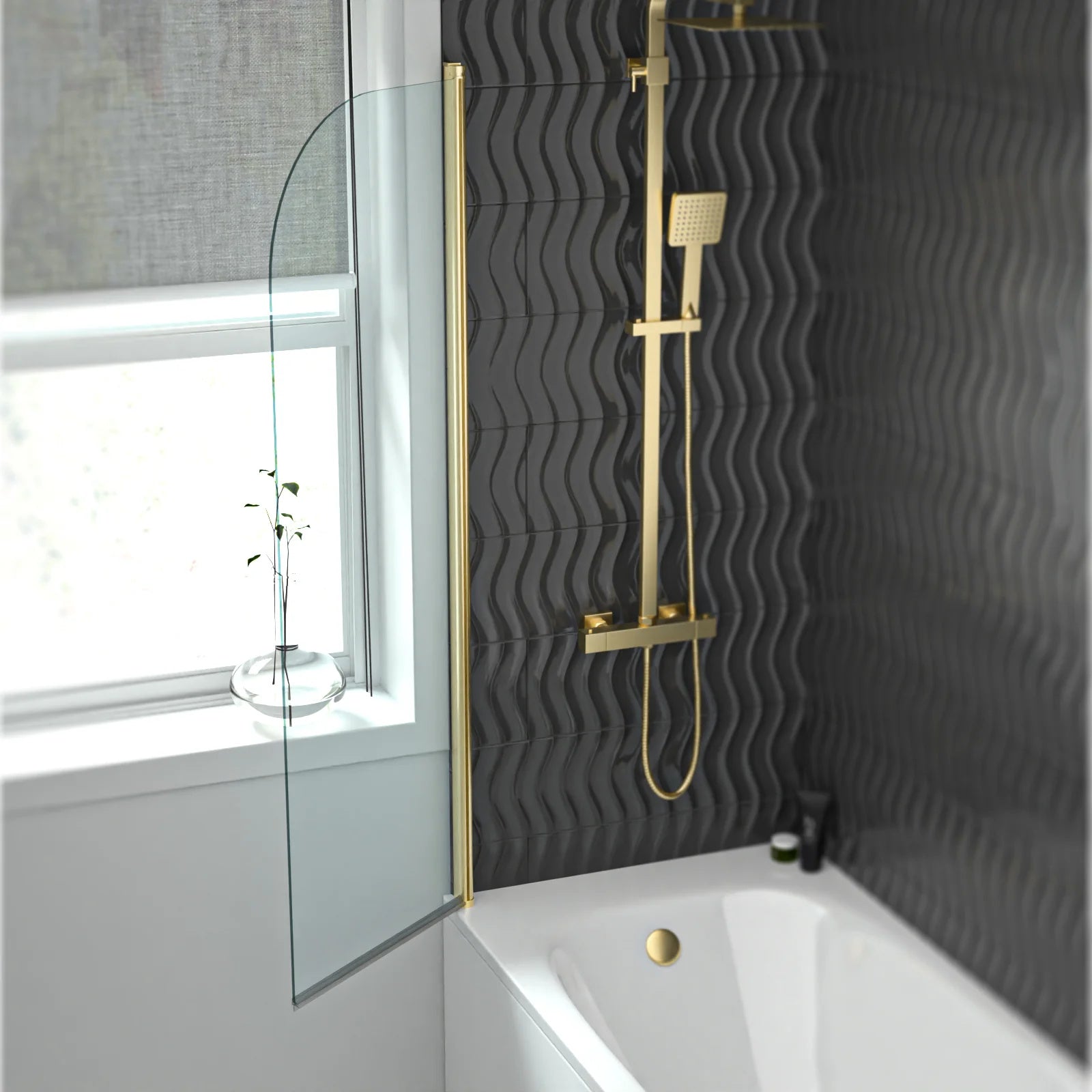 Hinged 500 x 1400mm Bathtub Screen, 5mm Tempered Glass - Brushed Brass
