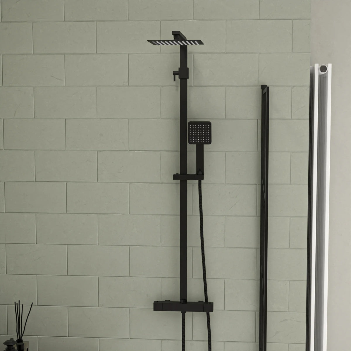 Nanuya 1700mm Bath with Screen, 600mm Anthracite Basin Vanity & Toilet - Complete Set with Matte Black Fittings