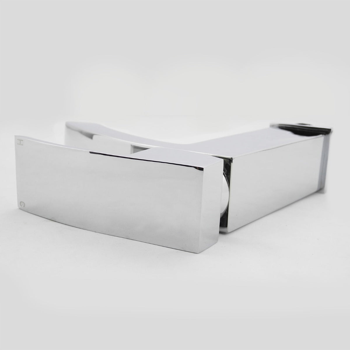 Merton 600mm Basin Vanity Unit and Waterfall Mono Mixer Tap and Waste Set