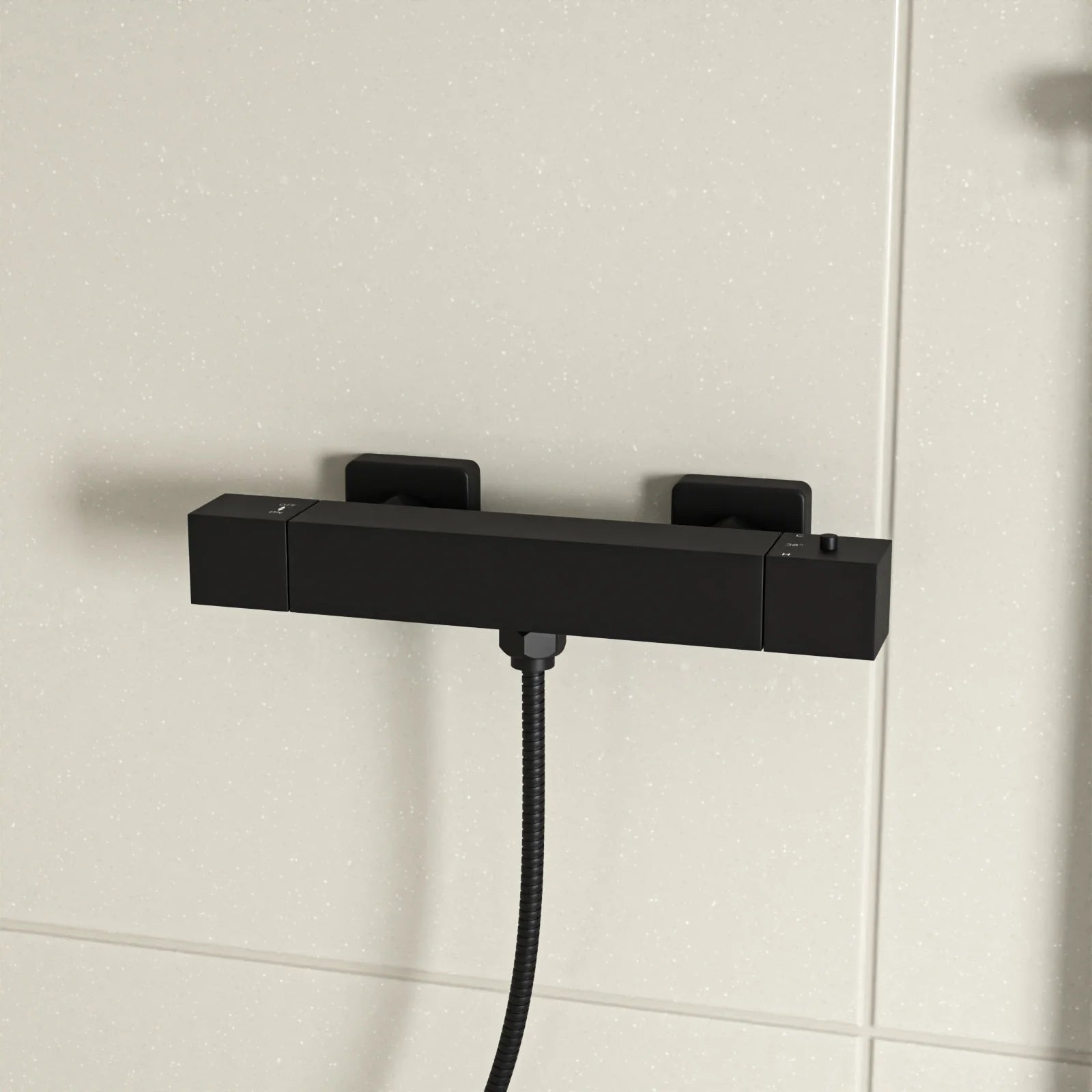 Square Shower Kit With Thermostatic Bar Valve Single Outlet - Matte Black