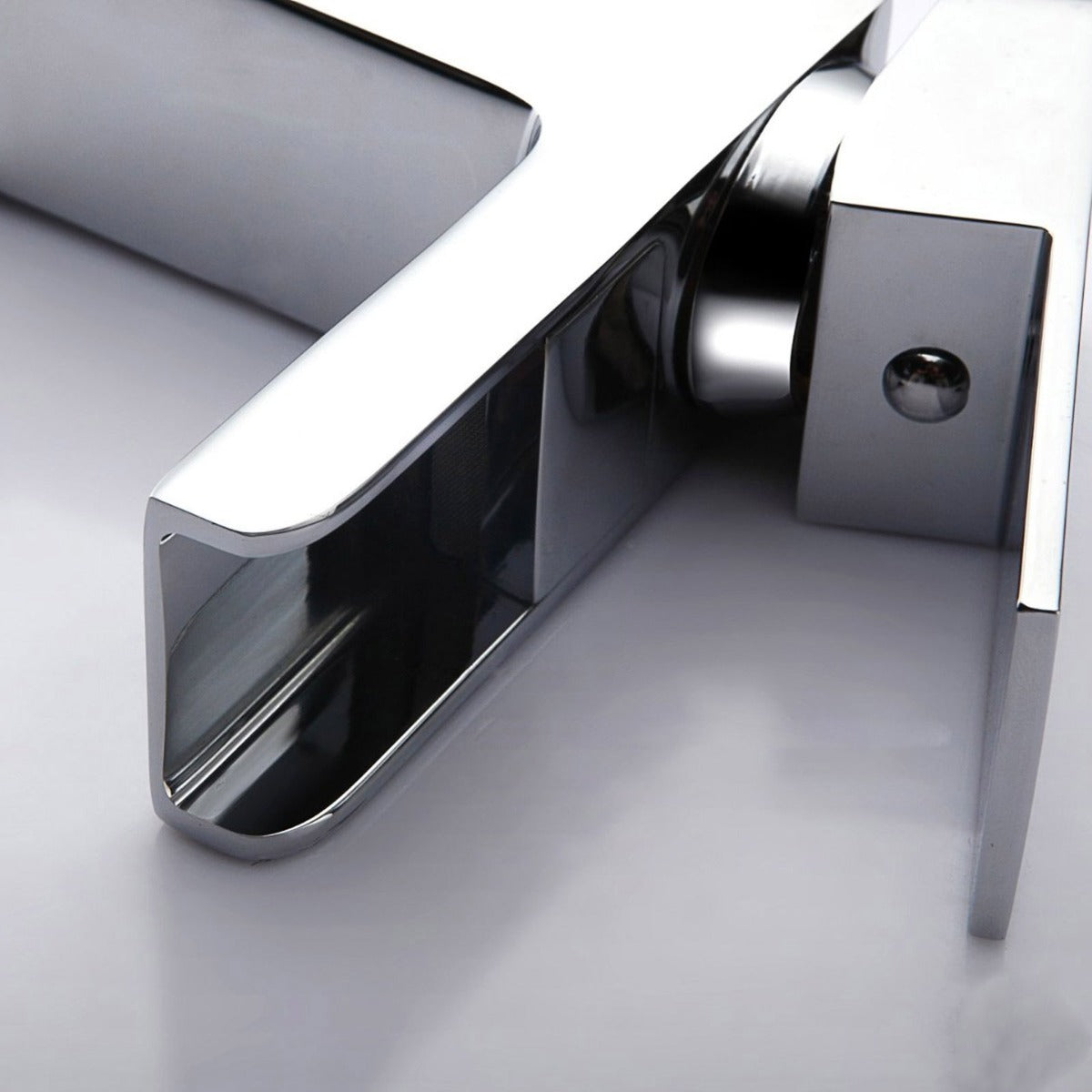 Afern Modern High Gloss Basin Vanity Cabinet and Tap with Waste Set